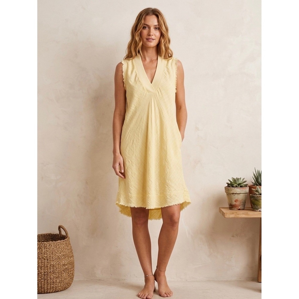 Maven West Yellow Textured V-Neck Sleeveless Shift Dress with Pockets Size M